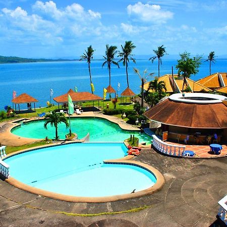 Leyte Park Resort Hotel Таклобан Екстер'єр фото